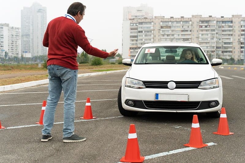 Les critères à considérer lors du choix d'une auto-école