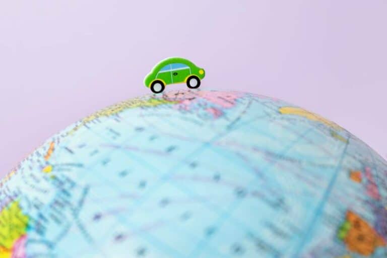 Passer son permis à l’étranger, bon plan ou mauvaise idée ?